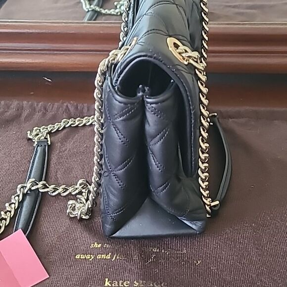 Kate Spade Black Quilted Shoulder Bag with Gold Chain - Picture 5 of 8